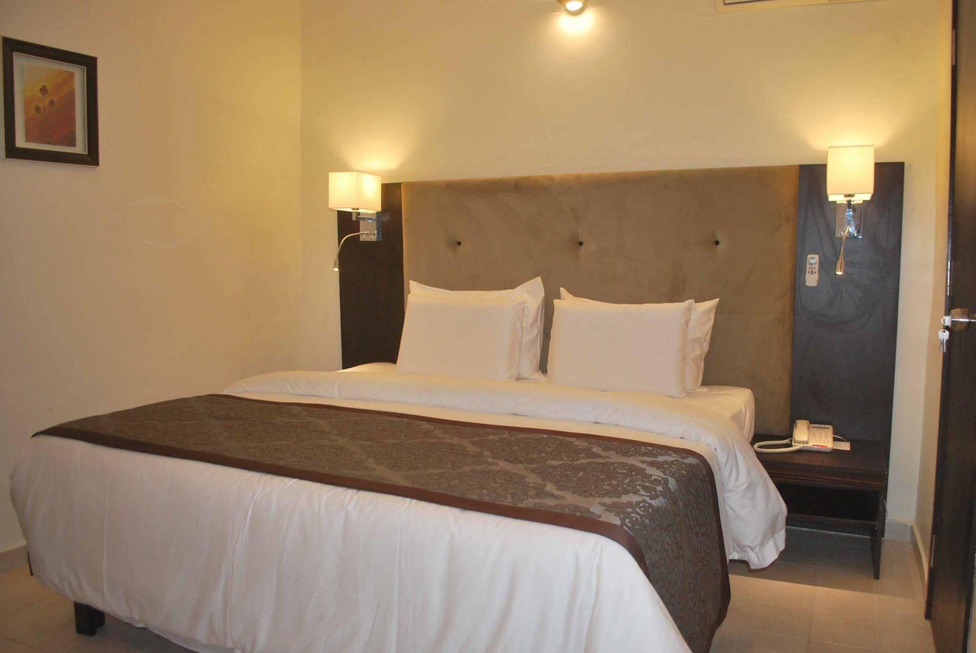 Lakeem Suites Ikoyi ラゴス エクステリア 写真